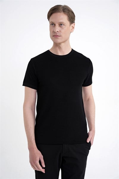Comfort Fit Rayon Karışımlı Bisiklet Yaka Siyah Triko Tişört TS 925 