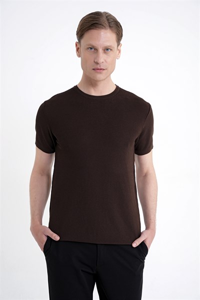 Comfort Fit Rayon Karışımlı Bisiklet Yaka Kahverengi Triko Tişört TS 925 