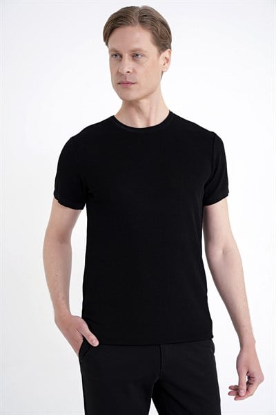 Comfort Fit Rayon Karışımlı Bisiklet Yaka Siyah Triko Tişört TS 925 