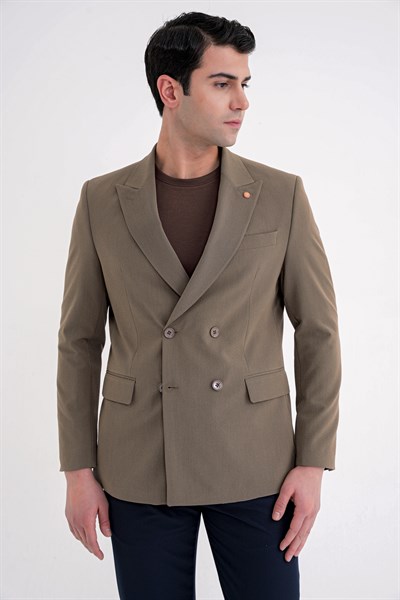 Comfort Fit Sivri Yaka Pamuklu Gofre Kumaş Kruvaze Tütün Ceket C 719