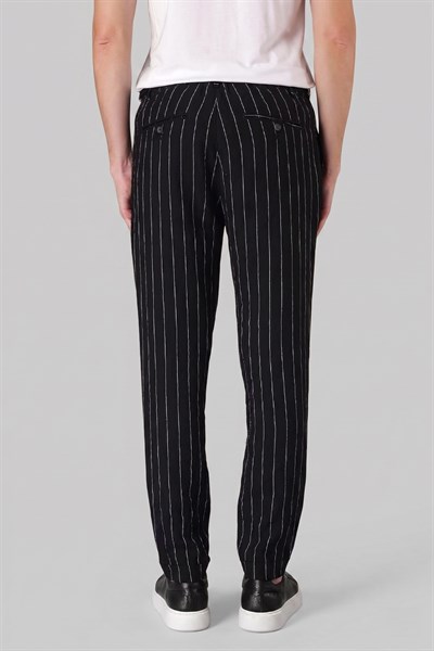 Comfort Fit Yandan Tokalı Çizgili Keten Casual Siyah Pantolon P 1151