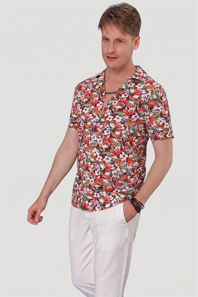 Slim Fit %100 Pamuk Çiçek Desenli Apaş Yaka Kısa Kollulu Kahverengi Gömlek G 1537