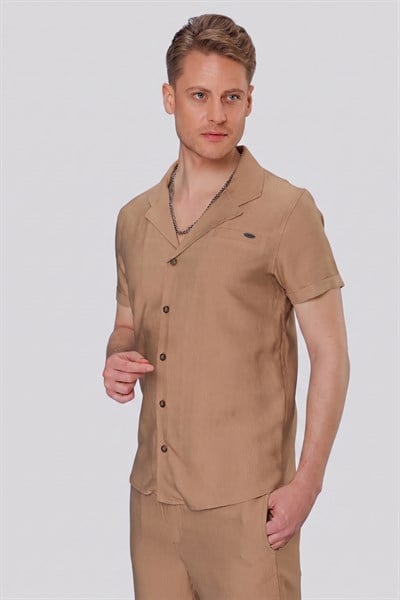 Slim Fit Keten Karışımlı Apaş Yaka Camel Gömlek G 1549