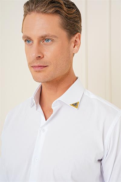 Slim Fit Yaka Ucu Demir Tasarımlı Esnek Pamuk Beyaz Gömlek G 1577