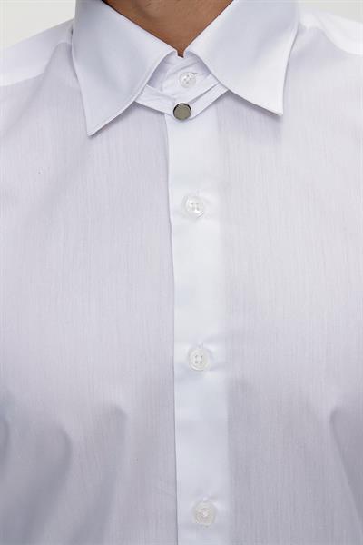 GK 622 Beyaz Klasik Gömlek
