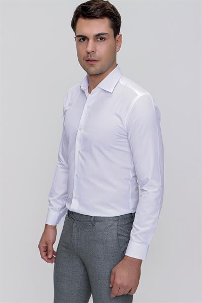 GK 626 Beyaz Klasik Gömlek