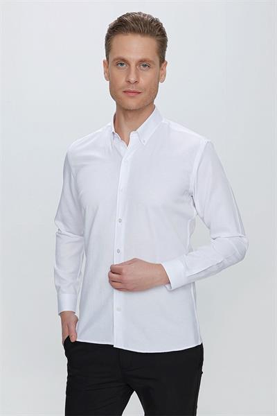 Slim Fit Yaka Zincirli ve Düğmeli Pamuklu Beyaz Gömlek GK 664