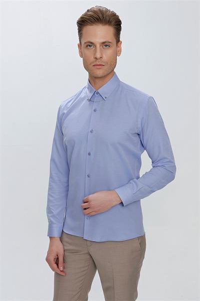 Slim Fit Yaka Zincirli ve Düğmeli Pamuklu Mavi Gömlek GK 664
