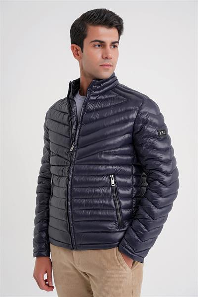 Slim Fit Hakim Yaka Yan Cepli Kaz Tüyü Lacivert Şişme Mont MT 176