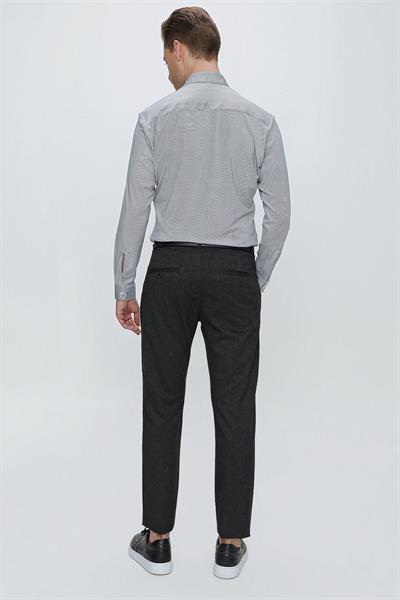 P 1104 Slim Fit Siyah Spor Pantolon