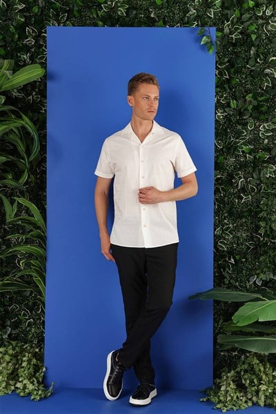 Slim Fit %100 Pamuk Apaş Yaka Kısa Kollulu Beyaz Gömlek G 1533