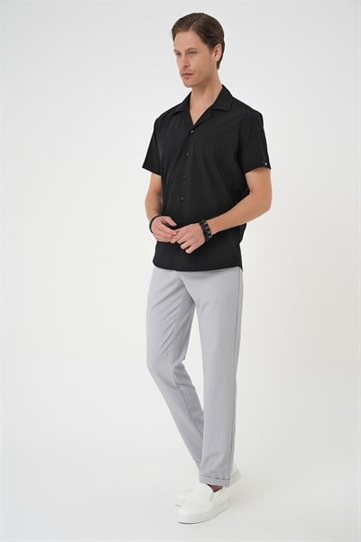 Slim Fit Apaş Yaka Kısa Kollu Esnek Casual Siyah Gömlek  G 1589