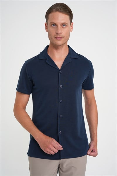 Slim Fit Apaş Yaka Modal Karışımlı Kısa Kollu Lacivert Gömlek G 1590