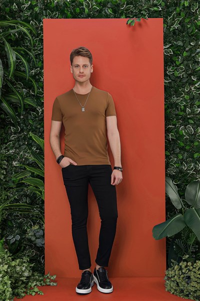 Slim Fit Bisiklet Yaka Esnek Pamuklu Düz Tarçın Tişört TS 823
