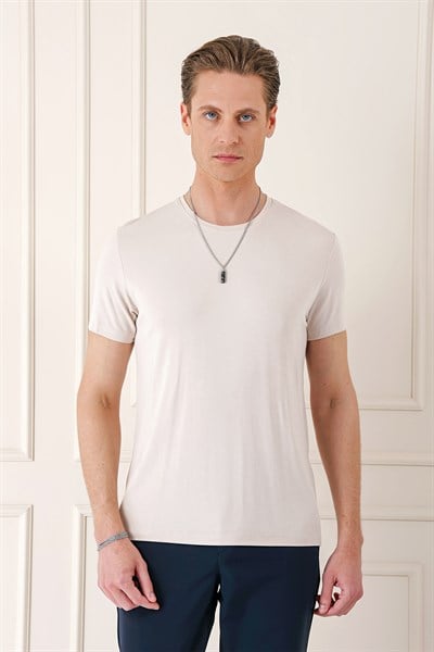 Slim Fit Bisiklet Yaka Esnek Pamuklu Düz Açık Bej Tişört TS 823
