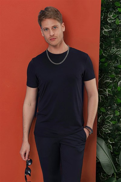 Slim Fit Bisiklet Yaka Esnek Pamuklu Lacivert Tişört TS 847