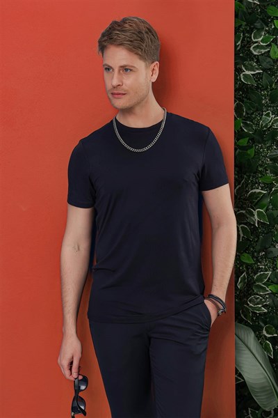 Slim Fit Bisiklet Yaka Esnek Pamuklu Lacivert Tişört TS 847