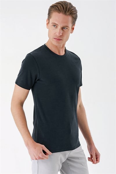 Slim Fit Bisiklet Yaka Pamuklu Siyah Tişört Ts 880