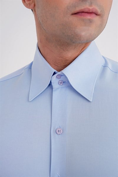 Slim Fit Çift Düğmeli Yüksek Yaka Pamuklu Açık Mavi Gömlek GK 742