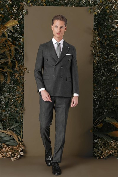 Slim Fit Çift Yırtmaç Çizgili Füme Kruvaze Takım Elbise TK 884