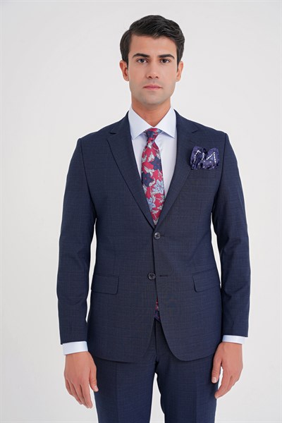 Slim Fit Çift Yırtmaç Doku Desenli Esnek Lacivert Yelekli Takım Elbise TK 916