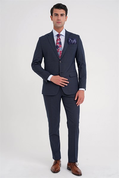 Slim Fit Çift Yırtmaç Doku Desenli Esnek Lacivert Yelekli Takım Elbise TK 916