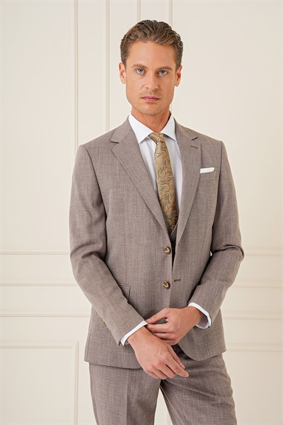 Slim Fit Çift Yırtmaç Kırçıllı Dokuma Vizon Yelekli Takım Elbise TK 902