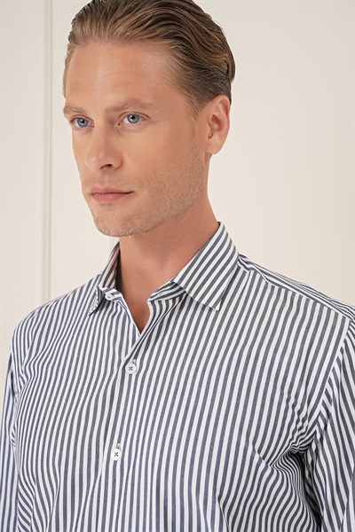 Slim Fit Dikine Çizgili %100 Pamuk Klasik Lacivert Beyaz Gömlek Gk 721