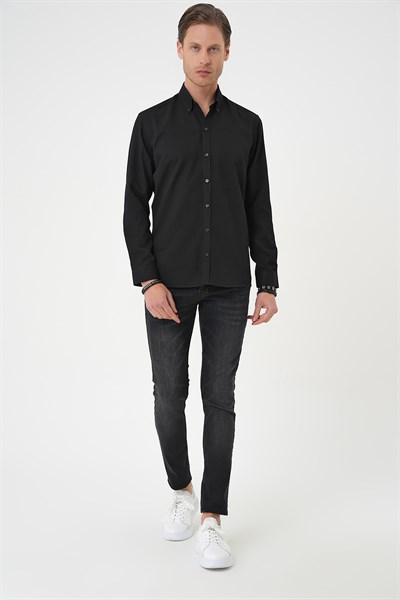 Slim Fit Dokulu Düğmeli Yaka Pamuklu Siyah Gömlek GK 739