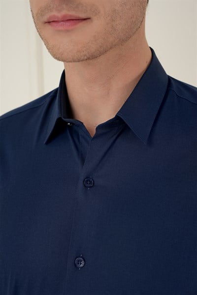 Slim Fit Erkek Yaka Esnek Pamuk Uzun Kol Lacivert Gömlek GK 745