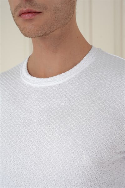 Slim Fit Esnek Pamuklu Dokulu Uzun Kollu Beyaz Tişört TS 889