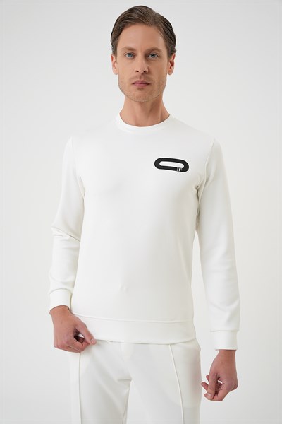Slim Fit Esnek Pamuklu Uzun Kollu Beyaz Tişört TS 888