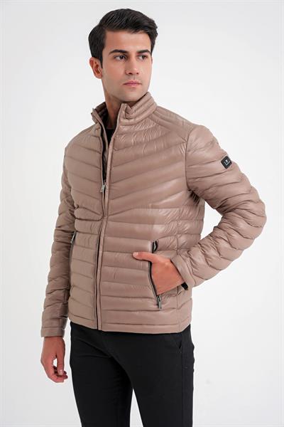 Slim Fit Hakim Yaka Yan Cepli Kaz Tüyü Bej Şişme Mont MT 176