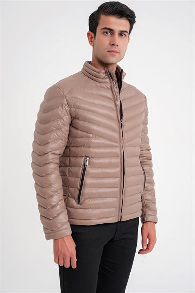 Slim Fit Hakim Yaka Yan Cepli Kaz Tüyü Bej Şişme Mont MT 176