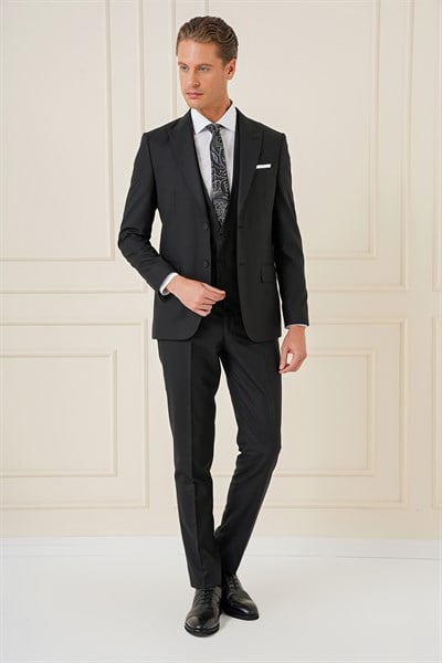Slim Fit Kırlangıç Yaka Çift Yırtmaçlı Yelekli Klasik Siyah Takım Elbise Tk 895