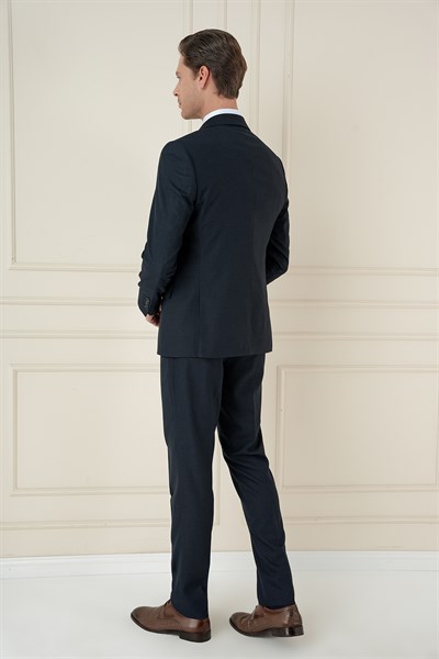Slim Fit Kırlangıç Yaka Doku Desenli Lacivert Yelekli Takım Elbise TK 911