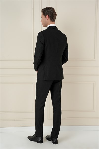 Slim Fit Kırlangıç Yaka Doku Desenli Siyah Yelekli Takım Elbise TK 911