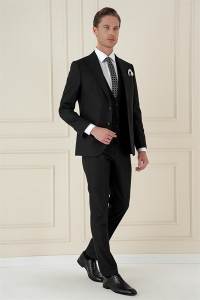 Slim Fit Kırlangıç Yaka Doku Desenli Siyah Yelekli Takım Elbise TK 911