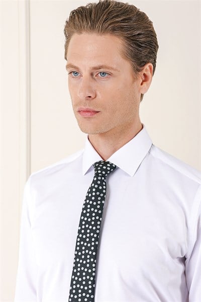 Slim Fit Kravat Yaka Pamuklu Düz Beyaz Gömlek GK 718