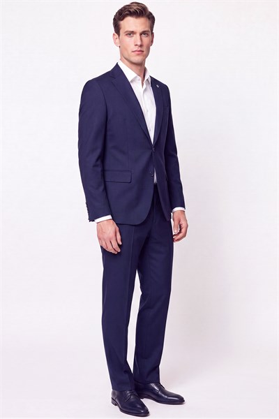 Slim Fit Mono Yaka Çift Yırtmaç Yünlü Lacivert Takım Elbise TK 949