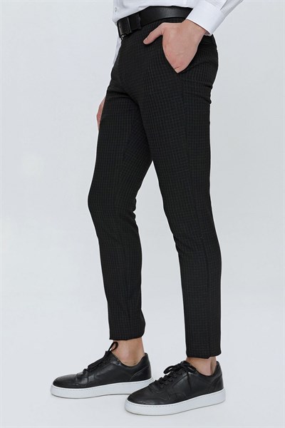 Slim Fit Pilesiz Yan Cepli Pötikareli Esnek Pamuk Siyah Pantolon P 1103