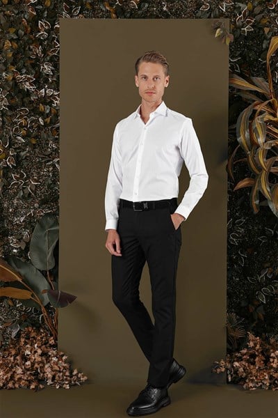 Slim Fit Pitikare Dokulu %100 Pamuk Kravat Yaka Beyaz Gömlek GK 701