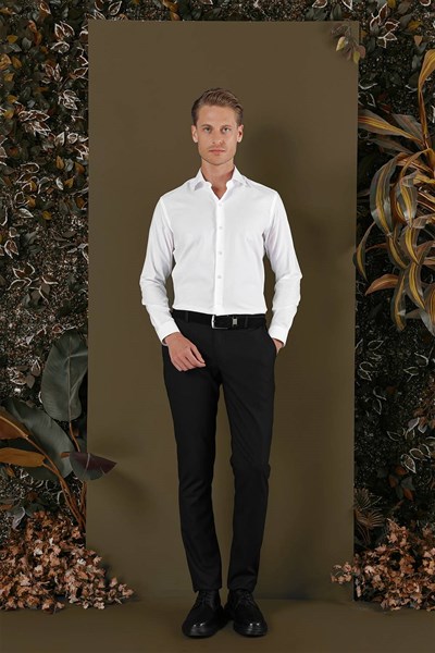 Slim Fit Pitikare Dokulu %100 Pamuk Kravat Yaka Beyaz Gömlek GK 701