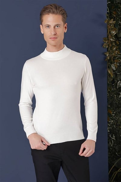 Slim Fit Ribanalı Düz Ekru Yünlü Yarım Balılçı Triko Kazak TR 863