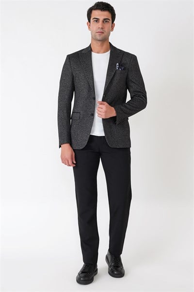 Slim Fit Sivri Yaka Çift Yırtmaçlı Esnek Yünlü Siyah Ceket C 746