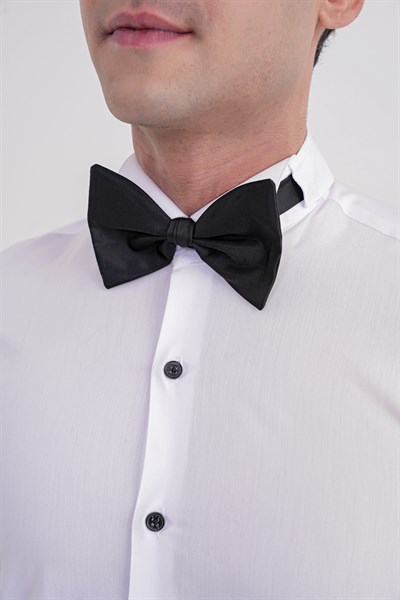 Slim Fit Siyah Düğmeli Ata Yaka Beyaz Damatlık Smokin Gömlek Gk 322