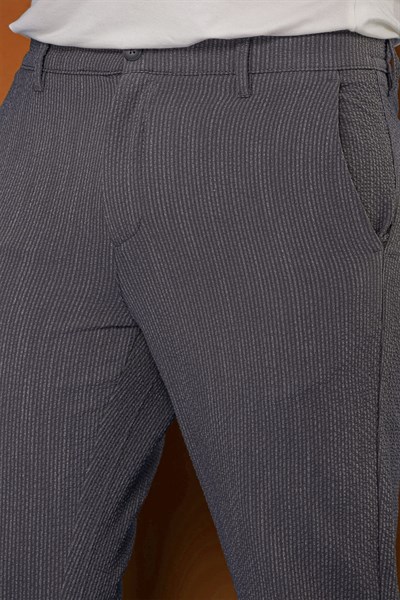 Slim Fit Yan Cepli %97 Pamuklu Gofre Kumaş Çizgili Füme Pantolon P 1113