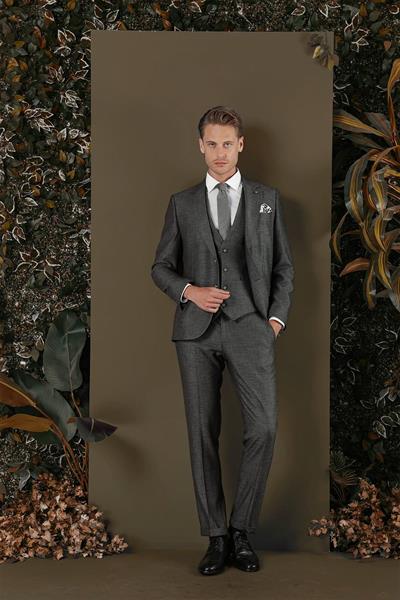 Slim Fit Çift Yırtmaç Esnek Kırçıllı Füme Yelekli Takım Elbise TK 876