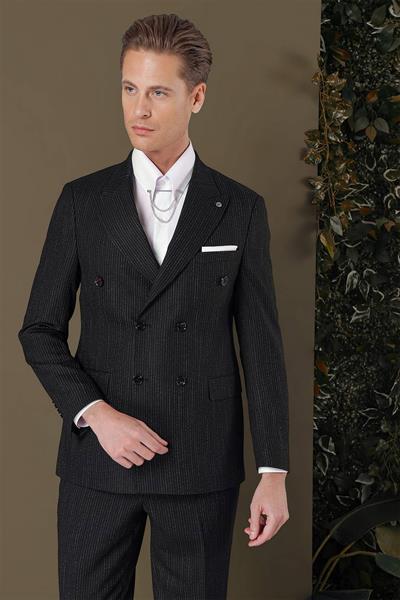 Slim Fit Çift Yırtmaç Çizgili Siyah Kruvaze Takım Elbise TK 884