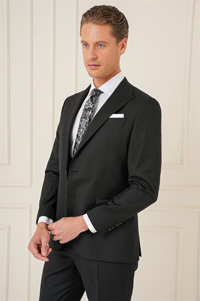 Slim Fit Sivri Yaka Çizgi Dokulu Siyah Yelekli Takım Elbise TK 904